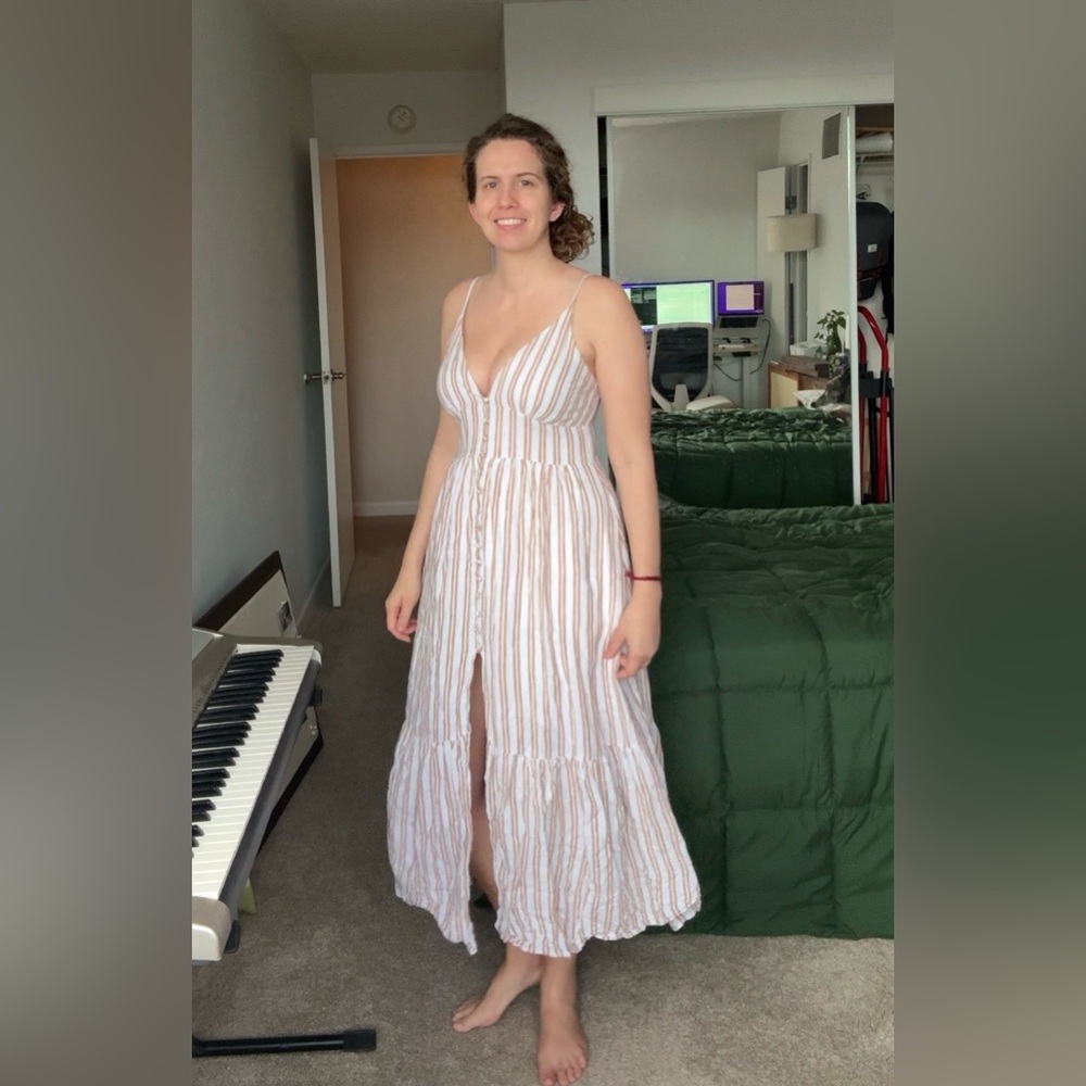 Abercrombie & Fitch White and Brown Striped Maxi Dress medium - Picture 8 of 8
